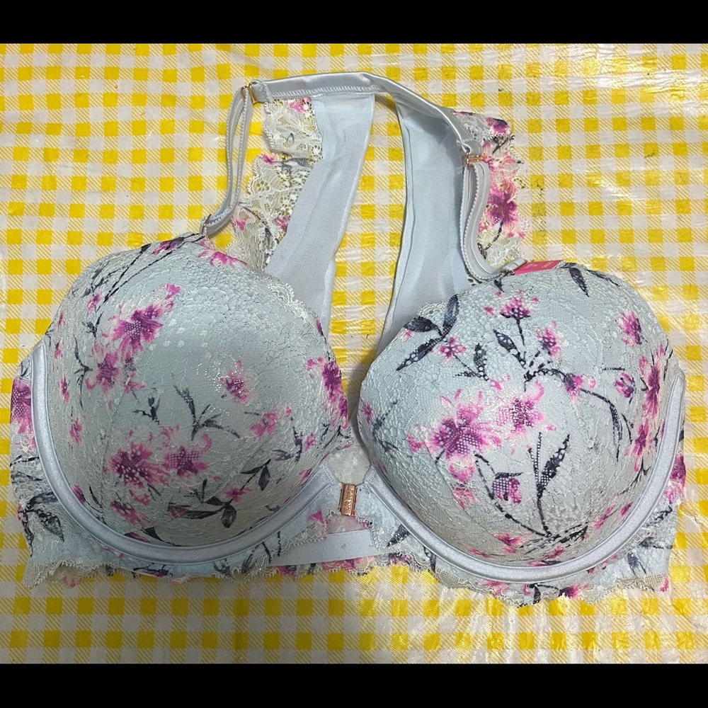 Brand new with tags pink VS bra